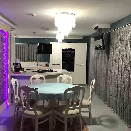 Essiz Deniz Manzarali Villa. *
