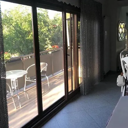 فيلة Essiz Deniz Manzarali Villa. *